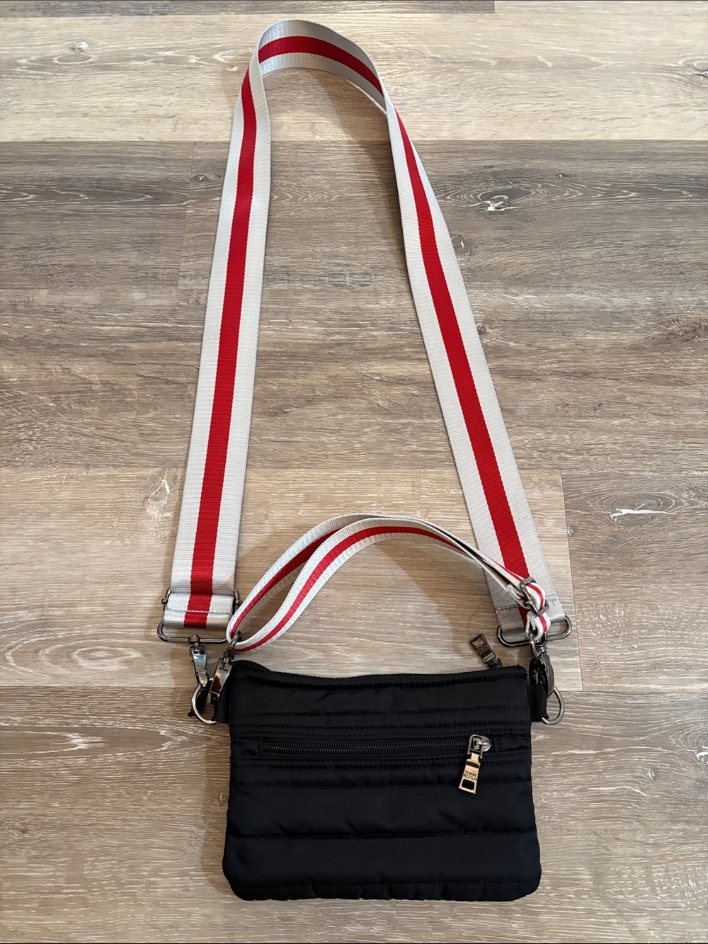 Think Royln Black Quilted Crossbody Bag with Red & Grey Long & Short GuitarStrap - Picture 5 of 11